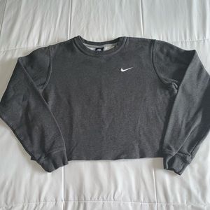 nike grey cropped sweatshirt
